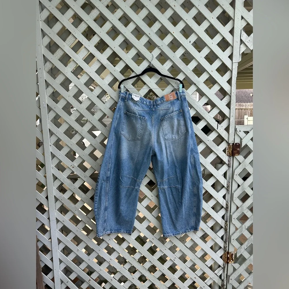 Free People Blue Vintage Wash Barrel Jeans
